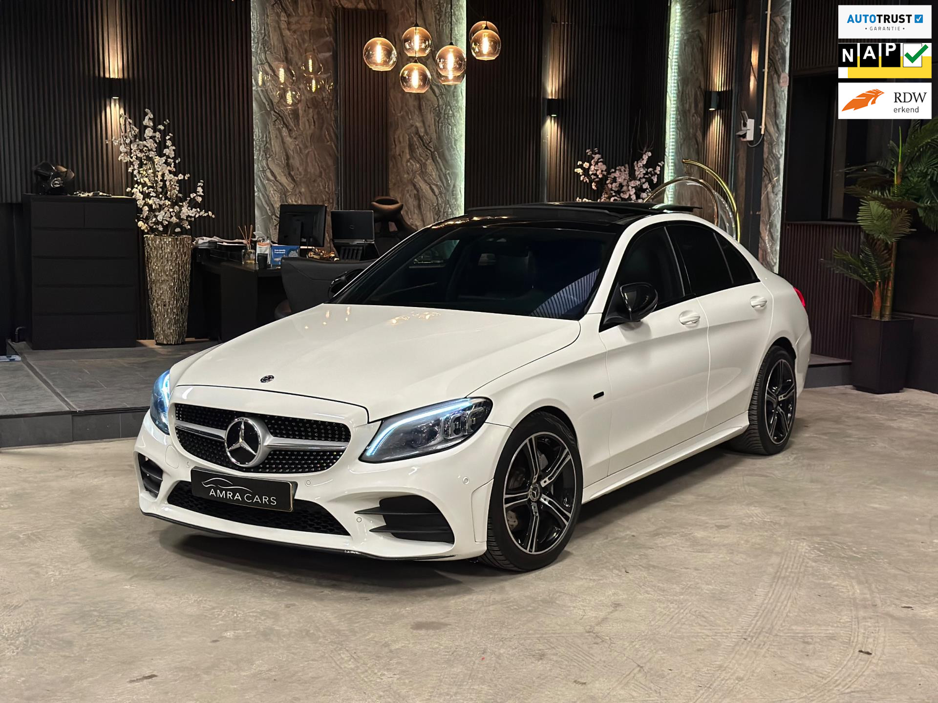45083976-26.jpg