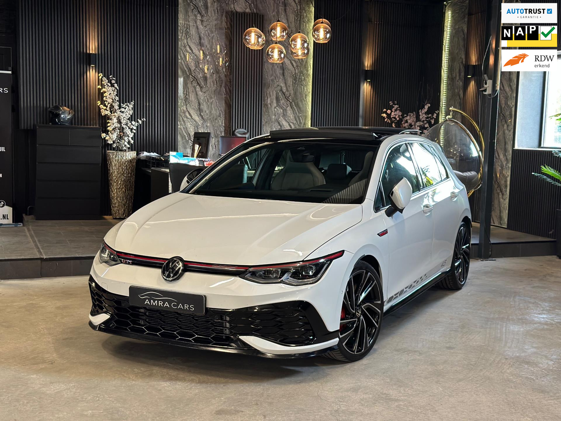 45856157-25.jpg